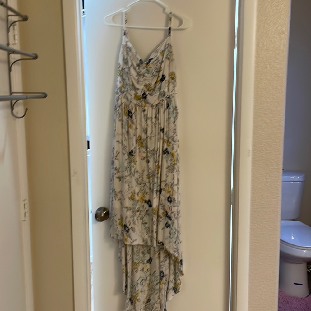 Torrid size 2 white floral print dress